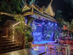 -拾光音乐餐酒吧(告庄星光夜市店)