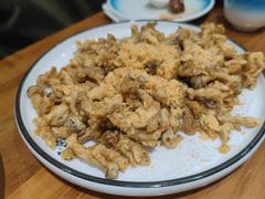 蛋黄焗蟹味菇-晚归月亮湾私家菜(临邑路店)