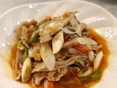 -汗腾格里·风味餐厅(新疆驻京办店)