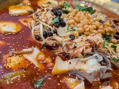 -张翻越·川渝冒菜·武汉黑鸭煲(城北万象城店)