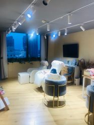 -涂tu指甲日式美甲美睫店