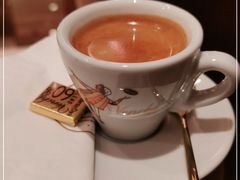 -VENCHI 闻绮(上海佛罗伦萨小镇店)