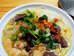 -文山荷鲜居(翠湖店)