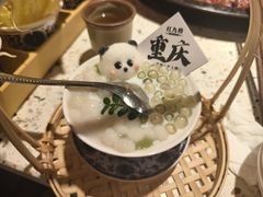 -红九格老火锅(三峡广场店)