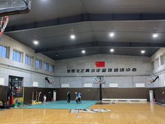 -梦想之巅·青少年篮球·羽毛球·培训中心(西站店)