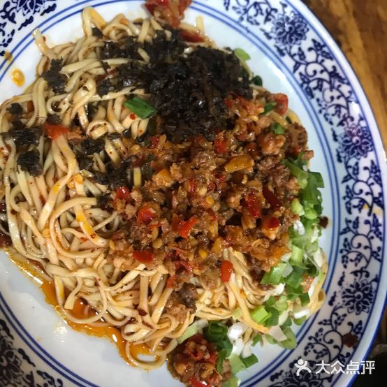 李六川卤川面(听雨家苑店)