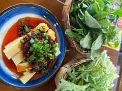 -岳记兴隆·青城腊排铜火锅(融创店)