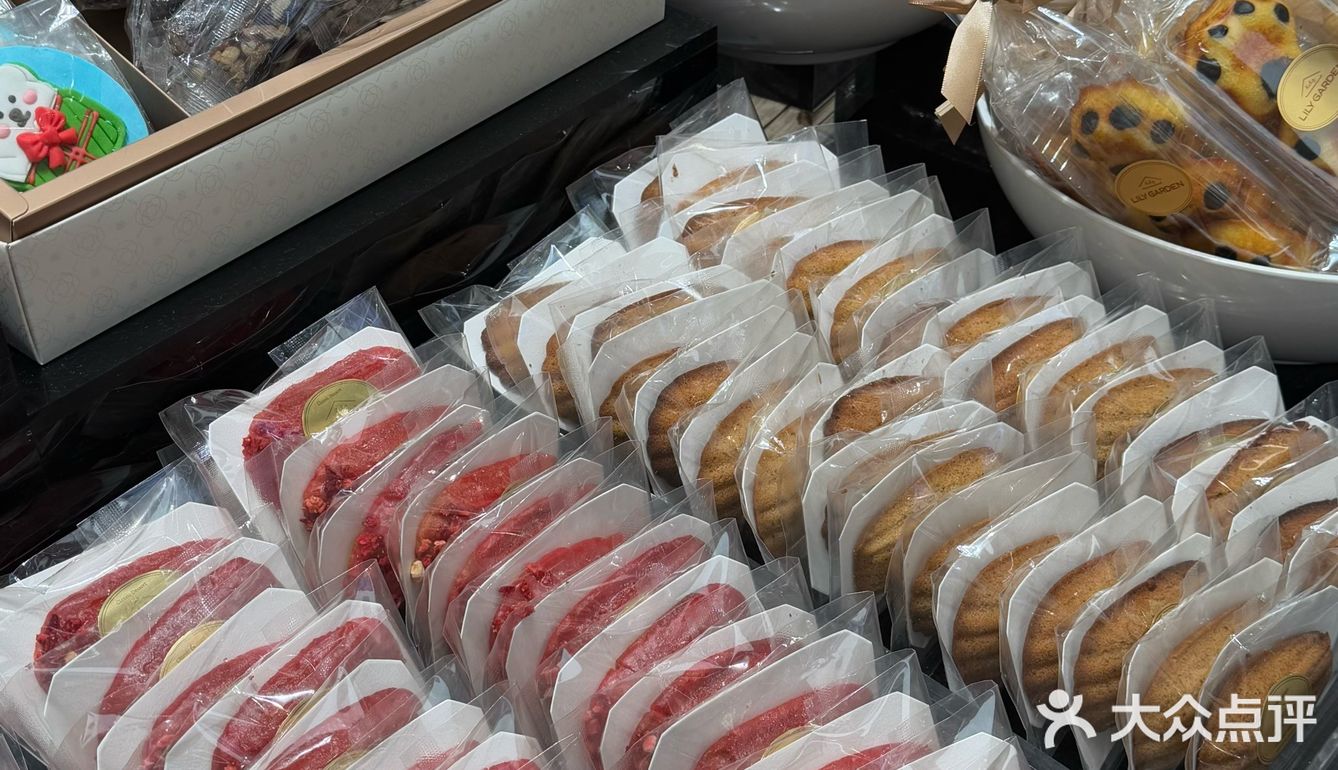 千万不要带减肥的女朋友！来这家面包店！