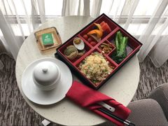 -南阳建业森林半岛假日酒店