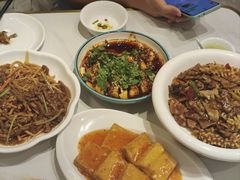 -刘胖子家常菜·蹄花焖藕(中南店)