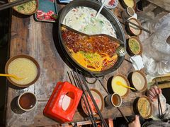 -周小明火锅(黑金冠社区店)