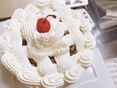 栗子鲜奶蛋糕-红宝石·鲜奶小方·海派西点房(莘庄龙之梦店)