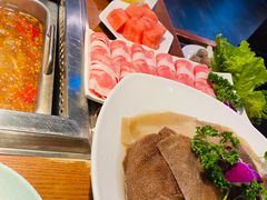 -洪焱重庆老火锅(万福花园店)