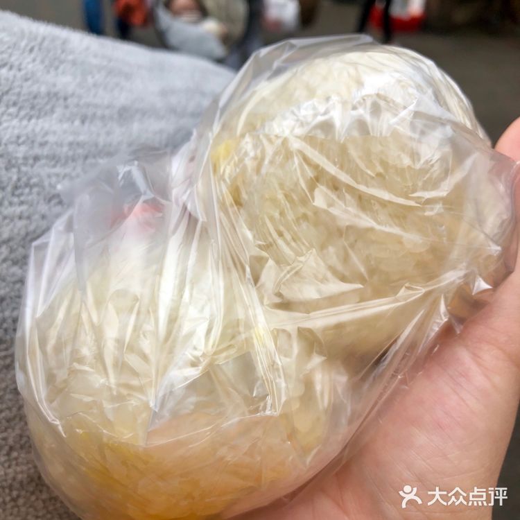 糯米饭1块5起卖，要大一点就是2块，吃起来香软糯