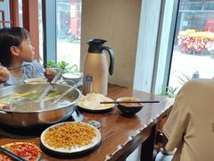 -乡土黄·鲜牛肉火锅·小龙虾(兴业街店)