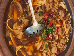 肥肠牛蛙砂锅-马头巷·食景园(苏州总店)