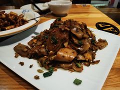 -啄佬食堂