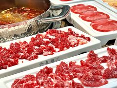 -来龍儿鲜切牛肉自助老火锅
