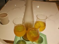 桂花乌龙冷泡茶-茶是一枝花泡茶店