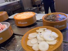 -龍歌自助小火锅(市北CBD万达店)