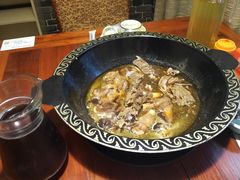 -茸梅路右拐龙虾-农家菜(松江店)