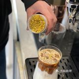 江边的甜品下午茶