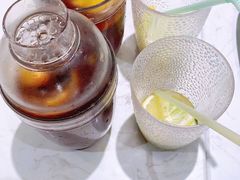 爆打炭烧柠檬茶-小榮大勝茶餐厅(玖洲道第2分店)