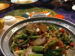 -95号酱骨·一块豆腐(展春园西路店)
