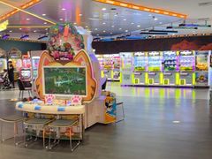 -反斗乐园π·电玩·高空拓展·蹦床(龙华天虹店)