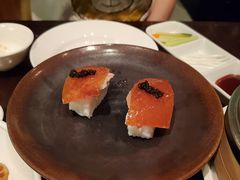 鱼子酱片皮鸭寿司-夜上海(新天地店)