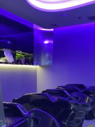 -TOP HAIR SALON