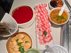 -海底捞火锅鲜切牛肉主题店(长寿路店)