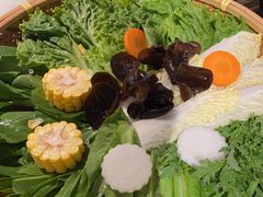 -尚尚仙·酸汤猪手·猪肚鸡火锅(华联万柳购物中心店)