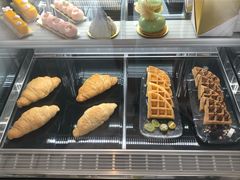 -chenity  cafe