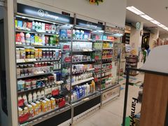 店内环境-全家便利店(康健路店)