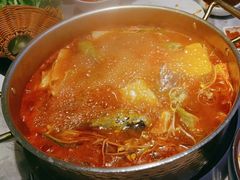-野山舂·贵州现舂酸汤牛肉(民生路店)