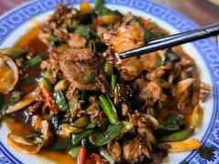 哈尼小炒肉-墨江小城故事餐厅