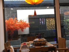 -毛辣果·贵州红酸汤牛肉火锅(西单店)