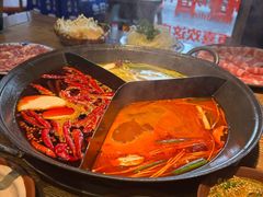 -巴卤社老火锅(财富店)