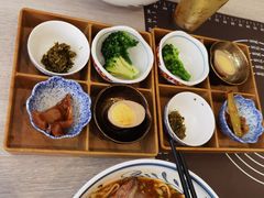 -康师傅私房牛肉面(马泉营奥莱店)