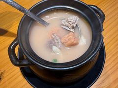 -莲餐厅·湖北菜·潜江小龙虾店(愚园路店)