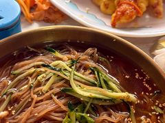 -三姐妹冷面馆(保卫路店)