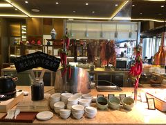-大中华希尔顿酒店-念自助餐·嗨啤·小龙虾