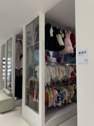 -Two  Monkeys 孕婴写真馆(龙华店)