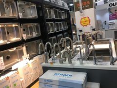 -百安居装修建材卖场(泰然店)