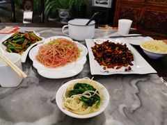 -蔼若春.传承三十年云南菜(金碧公园店)