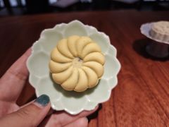 -裕兴记•蟹黄面馆(人民广场店)