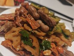 -湖锦酒楼·32年地道湖北菜(光谷店)