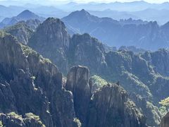 -黄山光明顶山庄