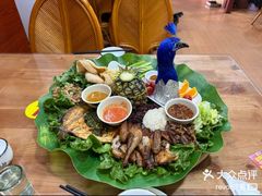 -沐毫傣泐云南菜孔雀宴•手抓饭傣味烧烤(曼听公园店)